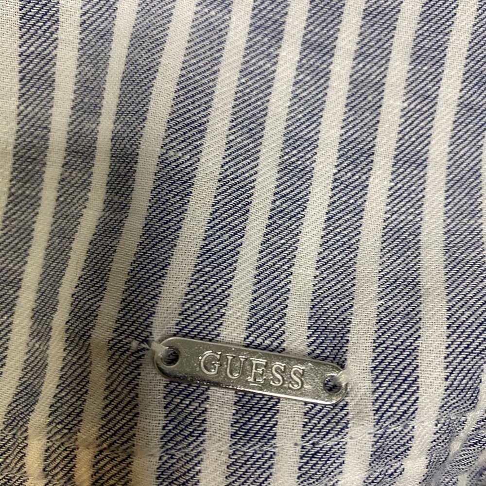 Guess Top - Picture 3 of 6
